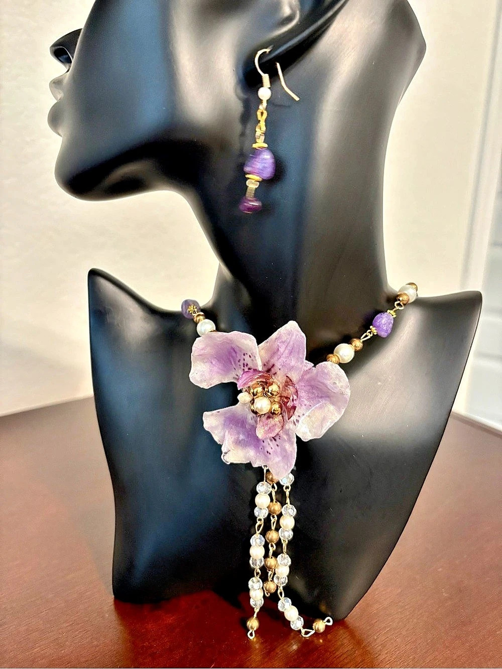 Purple orchid Floral Beaded Necklace & Earrings